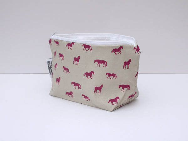 NEW COLOURS! Horse washbag