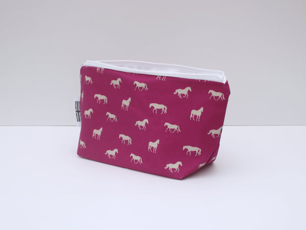 NEW COLOURS! Horse washbag