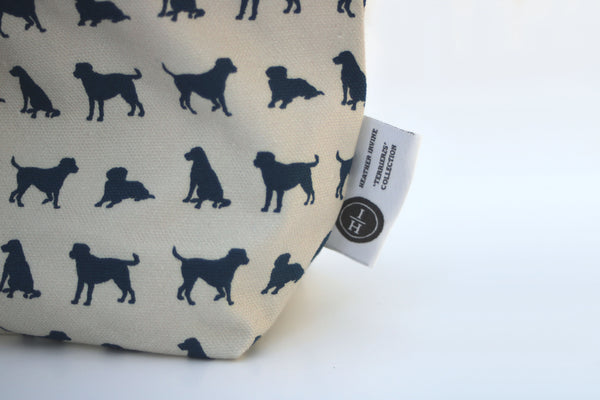 Labrador dog washbag/zipped pouch